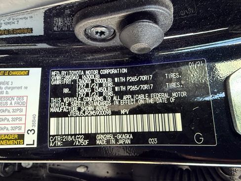 Used 2021 Toyota 4Runner TRD Off-Road Premium image 33