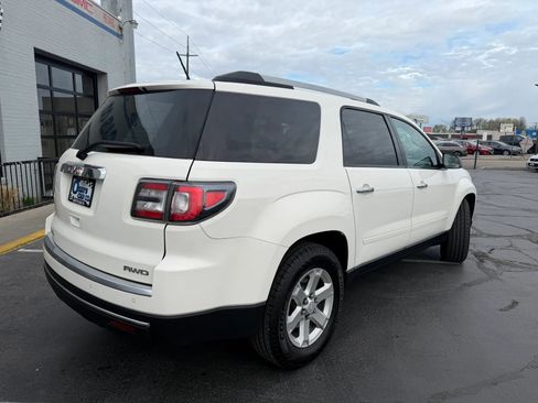 Used 2015 GMC Acadia SLE image 3