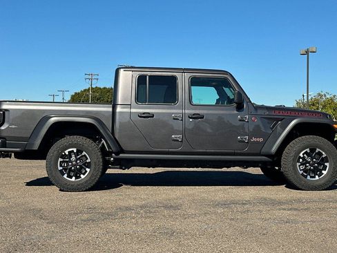 New 2026 Jeep Gladiator Rubicon image 3