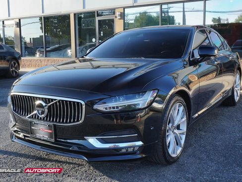 Used 2017 Volvo S90 T6 Inscription w/ Vision Package image 3