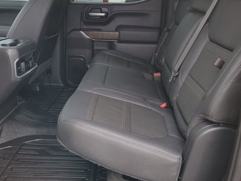 Used 2021 GMC Sierra 1500 Denali w/ Denali Ultimate Package image 8