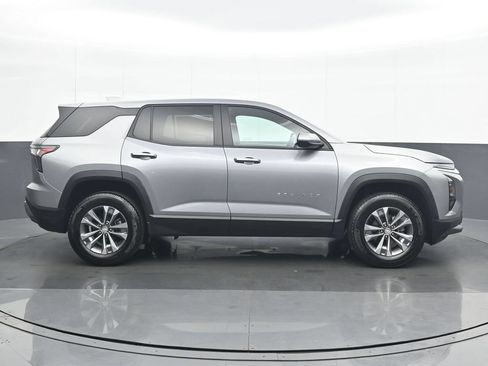 Used 2026 Chevrolet Equinox LT AWD/4WD image 7