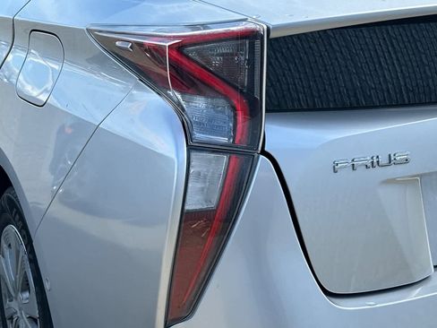 Used 2017 Toyota Prius Two w/ Prius Two Safety Plus Package image 15