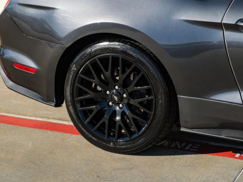 Used 2017 Ford Mustang GT Premium w/ GT Performance Package image 44