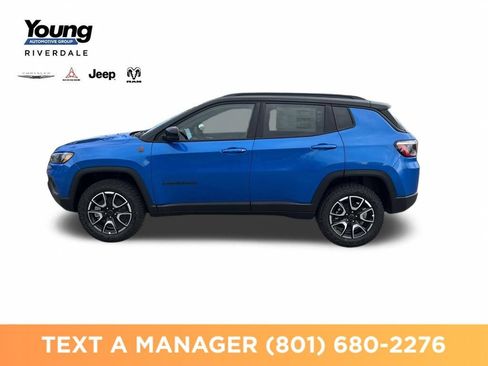 New 2026 Jeep Compass Trailhawk AWD/4WD image 2