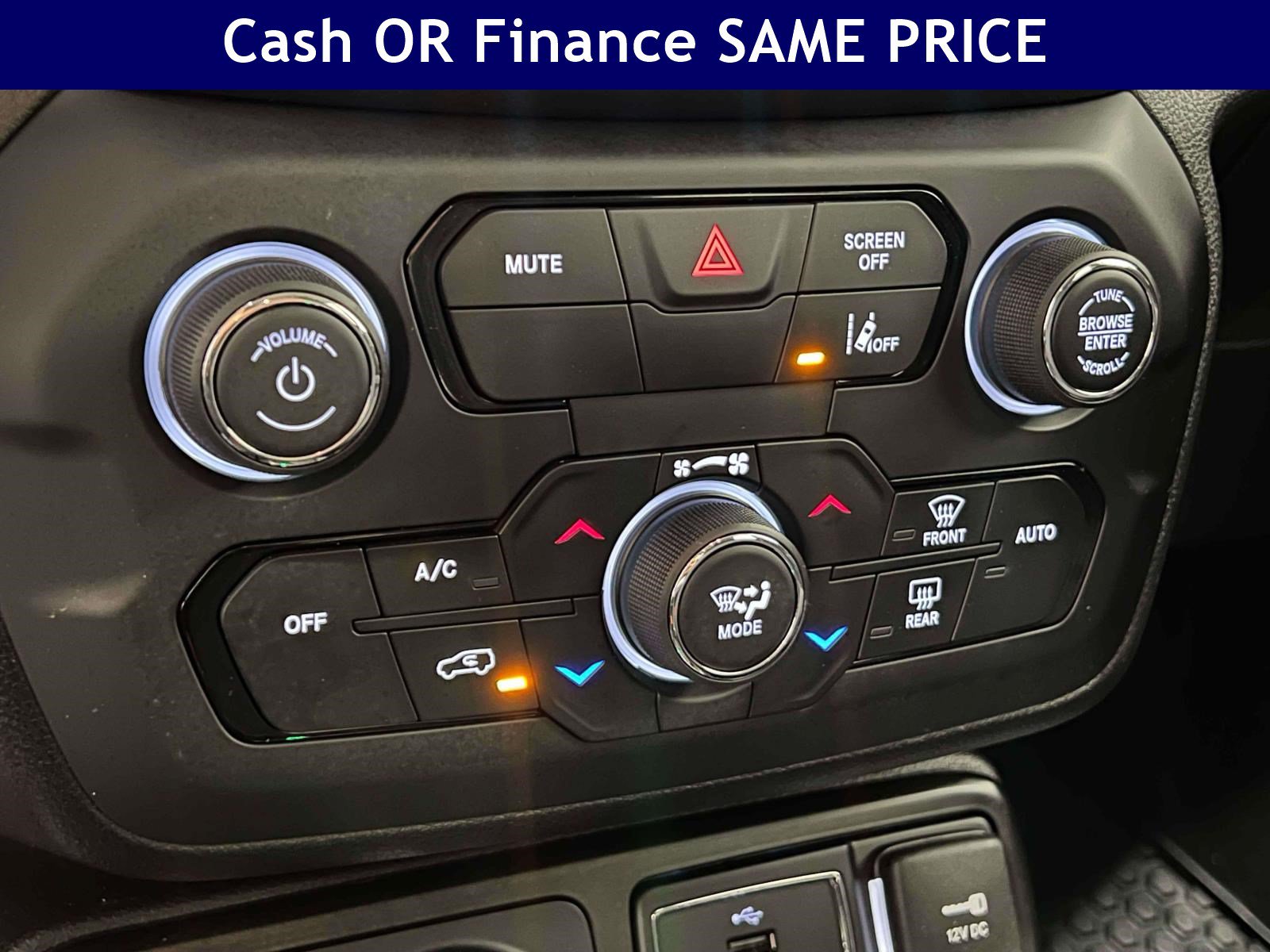 Certified 2023 Jeep Renegade Altitude AWD/4WD image 22