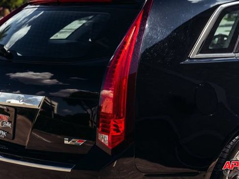 Used 2014 Cadillac CTS V RWD image 46