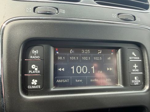Used 2015 Dodge Journey SXT w/ Flexible Seating Group FWD image 22