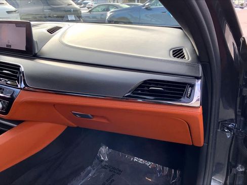 Used 2019 BMW M5 w/ Executive Package image 18