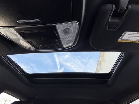 Used 2021 Jeep Grand Cherokee Limited image 12