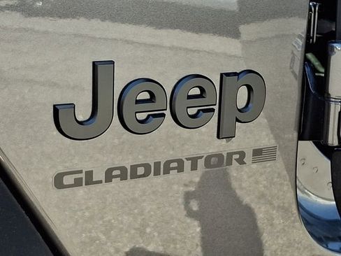 New 2026 Jeep Gladiator Sport image 15