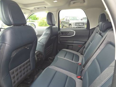 Used 2023 Ford Bronco Sport Outer Banks w/ Tech Package AWD/4WD image 8