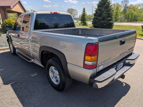 Used 2001 Chevrolet Silverado 1500 LS w/ Off-Road Chassis Pkg AWD/4WD image 7