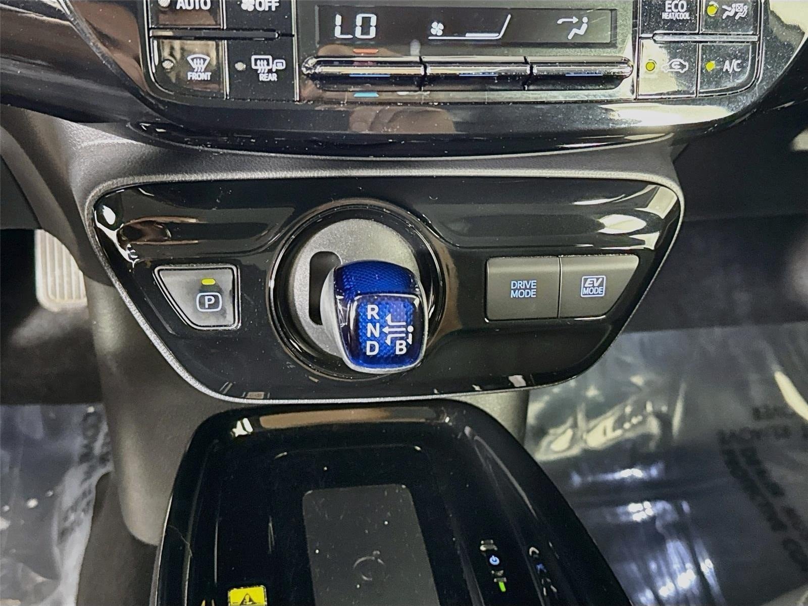 Used 2020 Toyota Prius XLE w/ Advanced Technology Package AWD/4WD image 18
