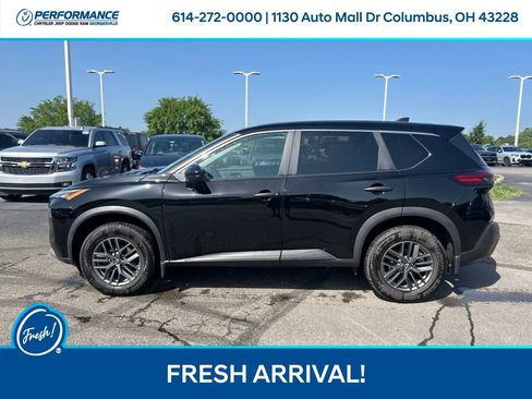Used 2022 Nissan Rogue S FWD image 7