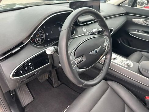 Used 2025 Genesis GV70 2.5T w/ Select Package AWD/4WD image 23