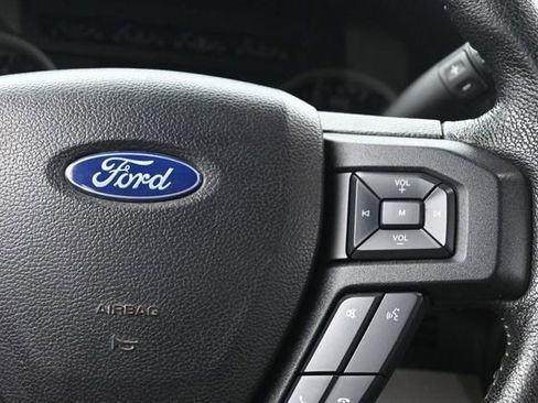 Used 2016 Ford F150 XLT w/ Equipment Group 302A Luxury AWD/4WD image 29