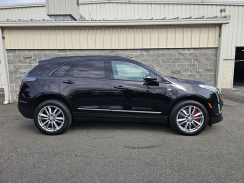 Certified 2023 Cadillac XT5 Sportv w/ Technology Package AWD/4WD image 9