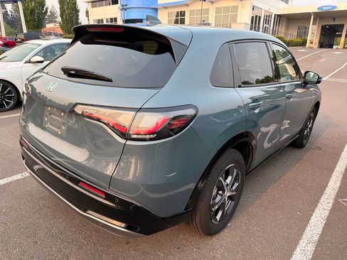 Used 2024 Honda HR-V EX-L image 4