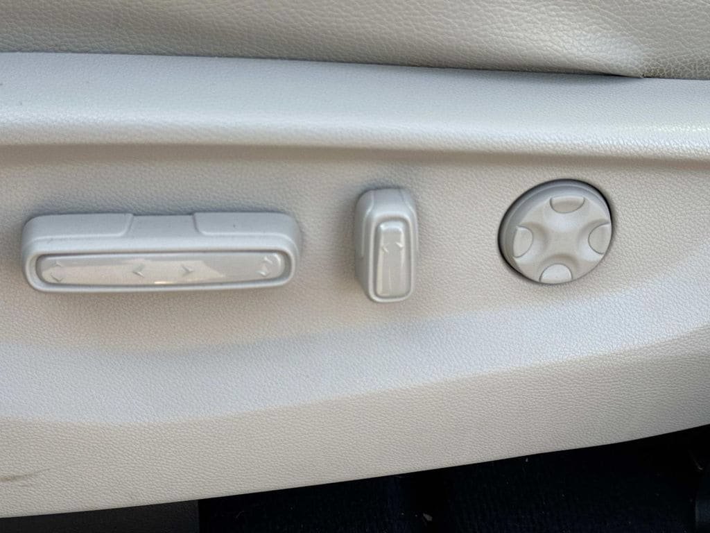 Used 2025 Honda Odyssey EX-L image 33