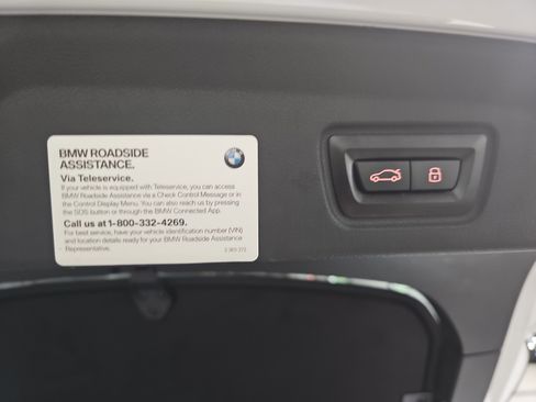 Used 2023 BMW i4 eDrive40 w/ Premium Package RWD image 13