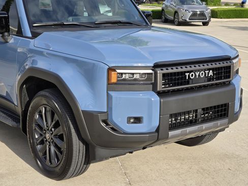 Used 2025 Toyota Land Cruiser w/ Premium Package image 9