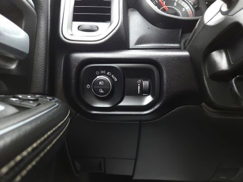 Used 2024 RAM 2500 Big Horn image 38