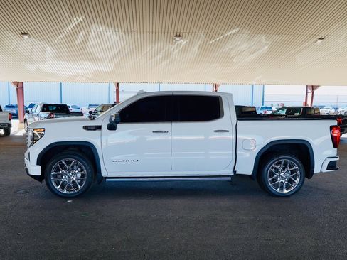 Used 2023 GMC Sierra 1500 Denali w/ Denali Reserve Package image 3