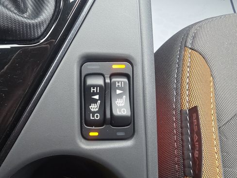 Used 2025 Subaru Crosstrek 2.5i Sport AWD/4WD image 23