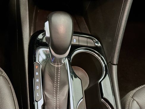 Used 2024 Buick Encore GX Sport Touring image 24