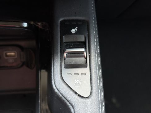 Used 2021 Kia Telluride EX w/ EX Premium Package AWD/4WD image 10