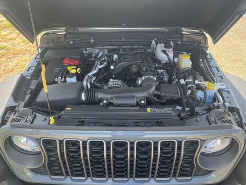 New 2025 Jeep Wrangler Sport S image 43