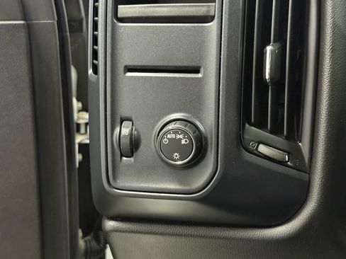 Used 2016 Chevrolet Silverado 2500 W/T RWD image 16
