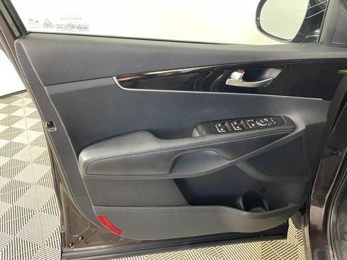 Used 2016 Kia Sorento EX w/ EX Premium Package AWD/4WD image 15