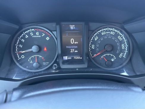 Used 2021 Toyota Tacoma SR AWD/4WD image 21