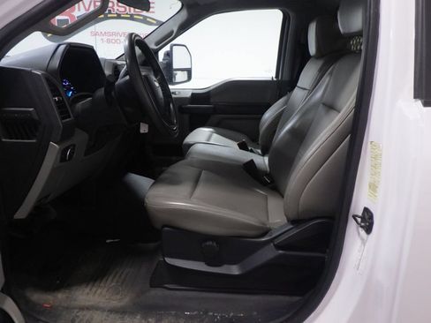 Used 2021 Ford F250 XL w/ Power Equipment Group RWD image 7