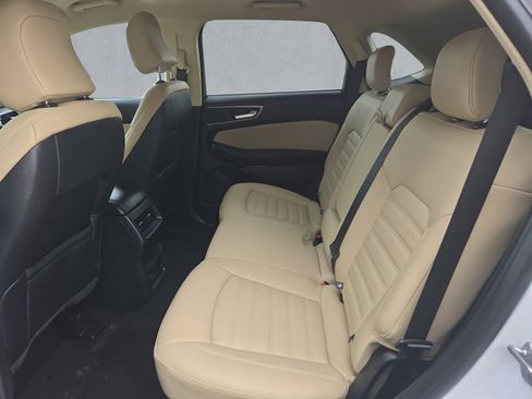 Certified 2022 Ford Edge SEL w/ Convenience Package image 23