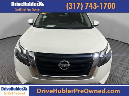 Used 2025 Nissan Pathfinder SV AWD/4WD image 1