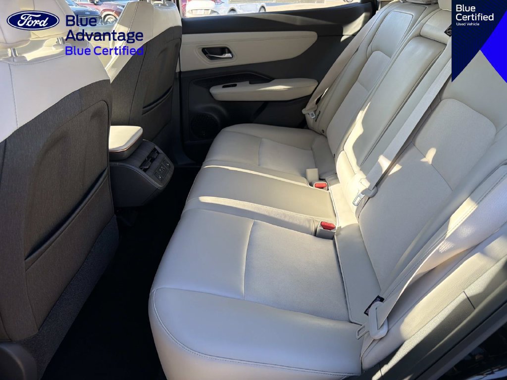 Used 2024 Nissan Ariya FWD image 14