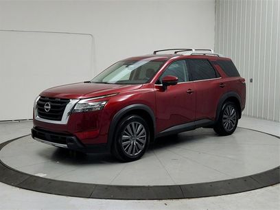 Used 2024 Nissan Pathfinder SL w/ SL Premium Package