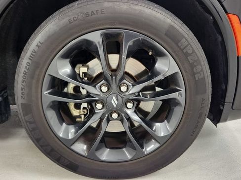 Used 2022 Dodge Durango R/T w/ Blacktop Package AWD/4WD image 9