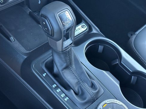 New 2025 Ford Bronco Outer Banks w/ Black Appearance Package image 23