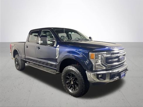 Used 2022 Ford F250 Lariat w/ Tremor Off-Road Package image 4