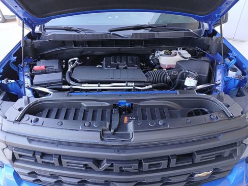 Used 2025 Chevrolet Silverado 1500 Custom image 31