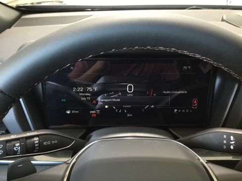 New 2027 GMC Terrain AT4 w/ Technology Package II AWD/4WD image 24
