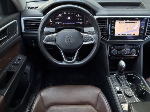 Used 2022 Volkswagen Atlas SEL Premium AWD/4WD image 13