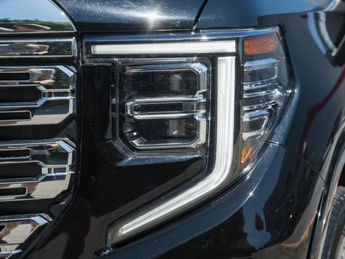 Used 2024 GMC Sierra 1500 Denali AWD/4WD image 14