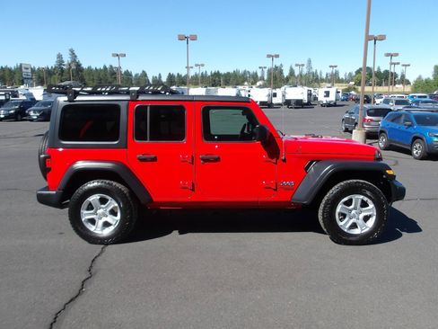 Used 2020 Jeep Wrangler Unlimited Sport S AWD/4WD image 6