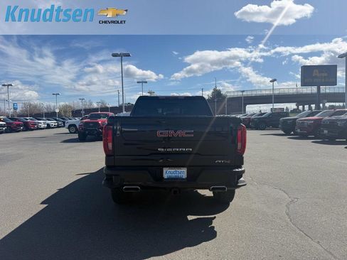 Used 2022 GMC Sierra 1500 AT4 w/ AT4 Premium Package image 6