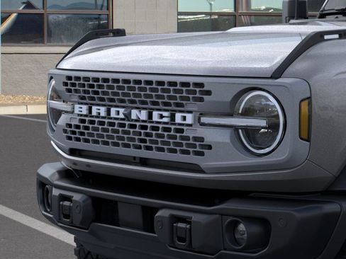 New 2025 Ford Bronco Badlands image 19